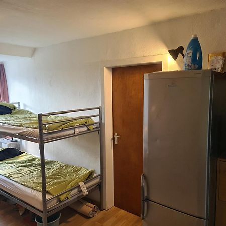 Gelsenbett Gt Hostel Гелзенкирхен Екстериор снимка